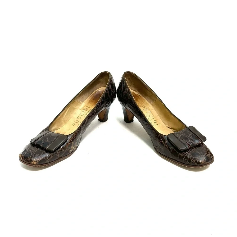 Vintage 1950s crocodile leather slip on classic workwear pumps